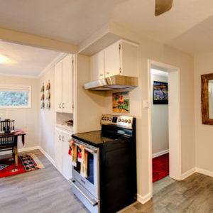 Breakfast Nook & Kitchen